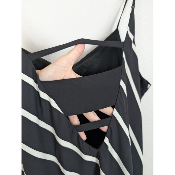 Express Black and White Striped Maxi Dress Large - Picture 5 of 9